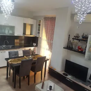tirana-central-apartment.albaniahotels.org/